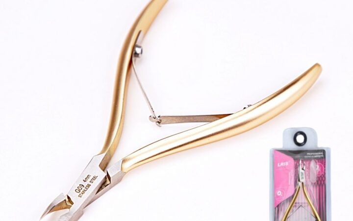 4mm Stainless Steel Cuticle Nippers — Salon Buyer’s Guide